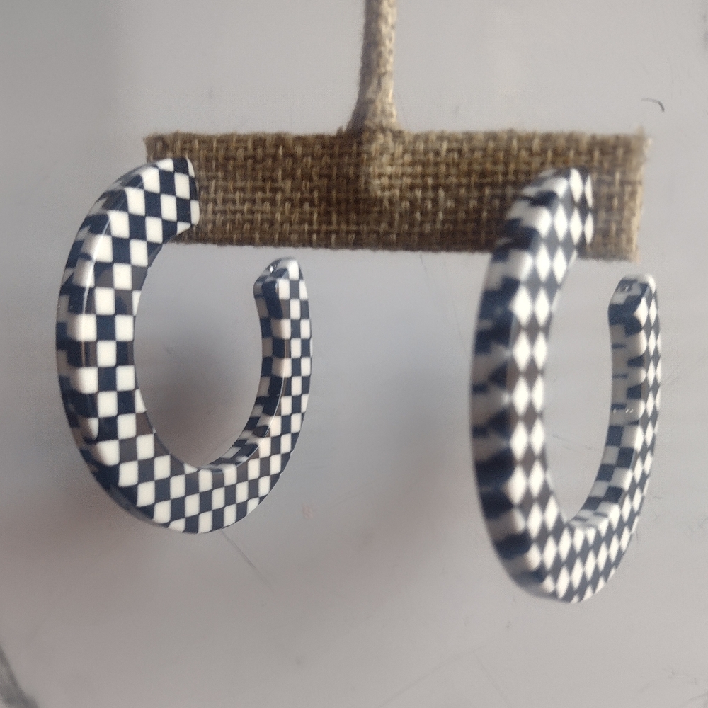 URBAN OUTFITTERS Black and White Checkered Hoop Earrings